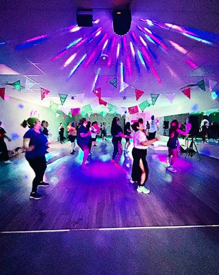 ZUMBA Energy Star US10 デニム ダンスシューズ 27 ① Zumba - Ditch the Workout, Join the Party